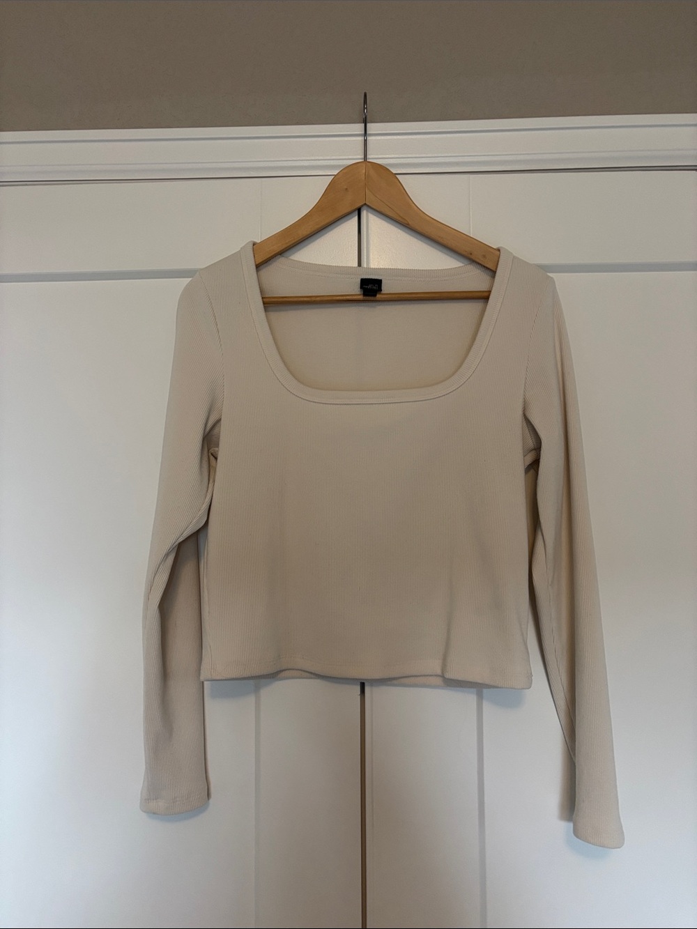 wild fable Cream Scoop Neck Long-Sleeve Crop Top